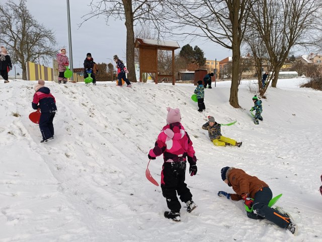 2.B - na sněhu  4