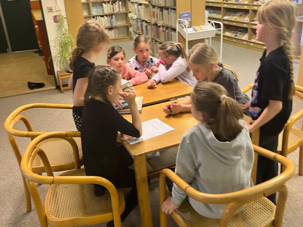 2.B v knihovně 3