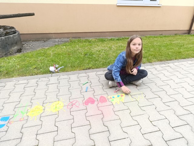 Družina - malování na asfalt 1