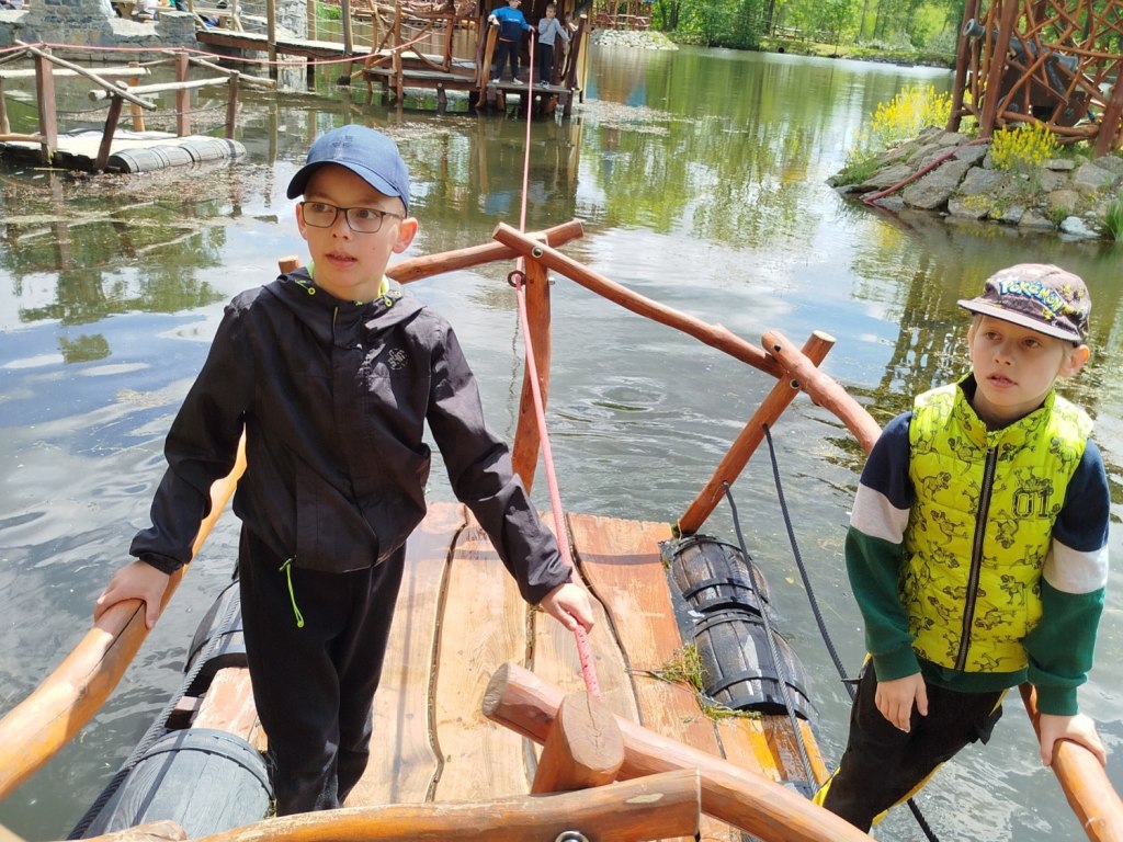 Školní výlet 3. AB Resort Březová 12