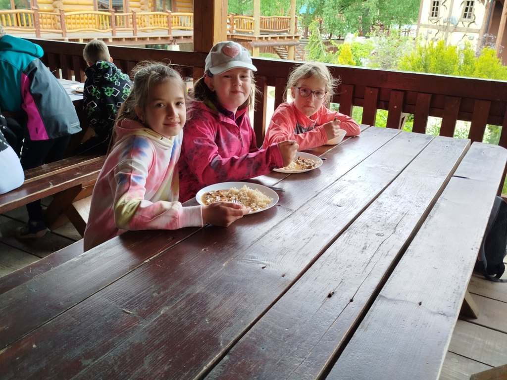 Školní výlet 3. AB Resort Březová 15
