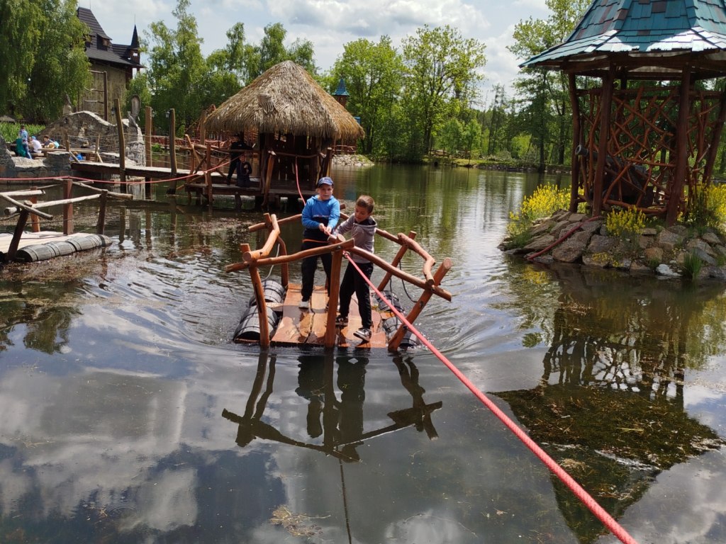 Školní výlet 3. AB Resort Březová 30