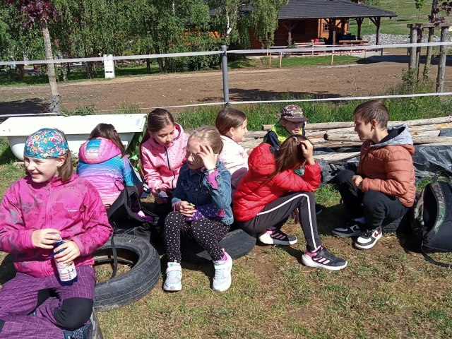 Školní výlet 3. AB Resort Březová 5