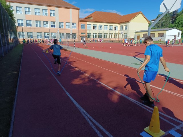 Sportovní den 1. stupně  3