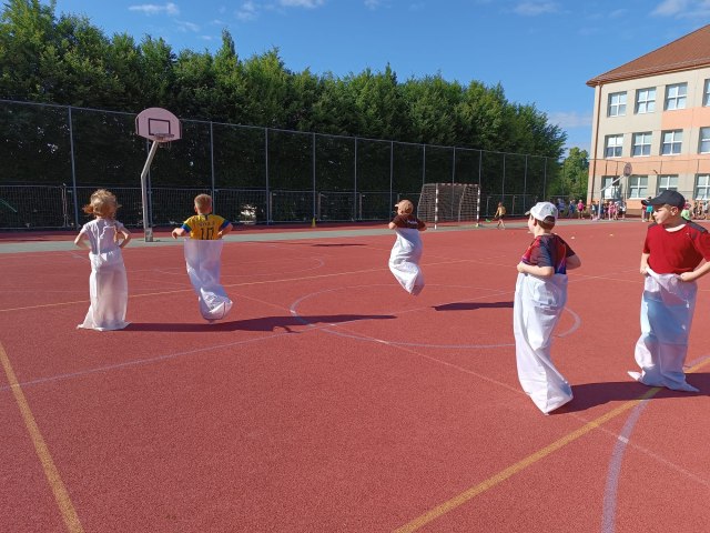 Sportovní den 1. stupně  5
