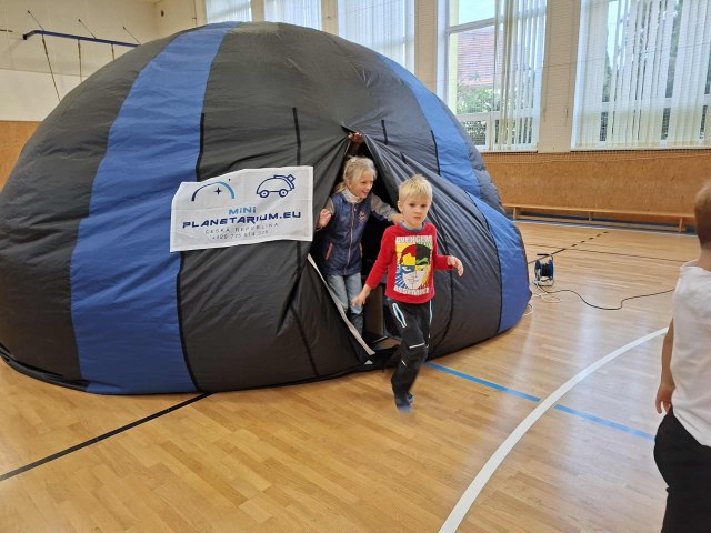 Mobilní planetárium 5