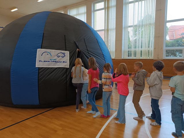 3.B - mobilní planetárium 2