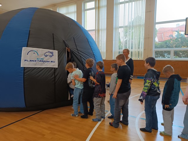 3.B - mobilní planetárium 3