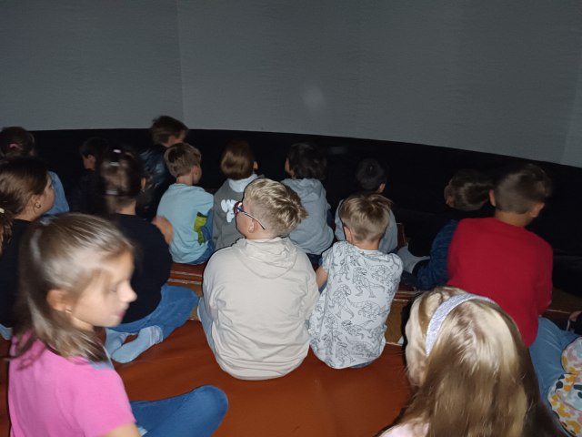 3.B - mobilní planetárium 4