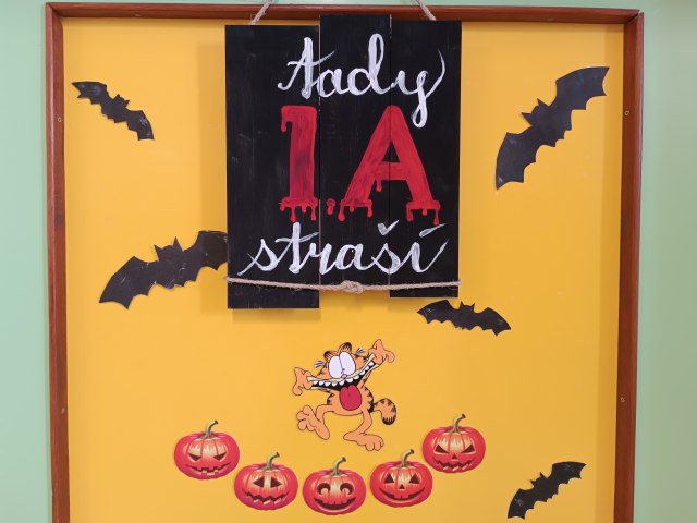 Halloweenská výzdoba  1