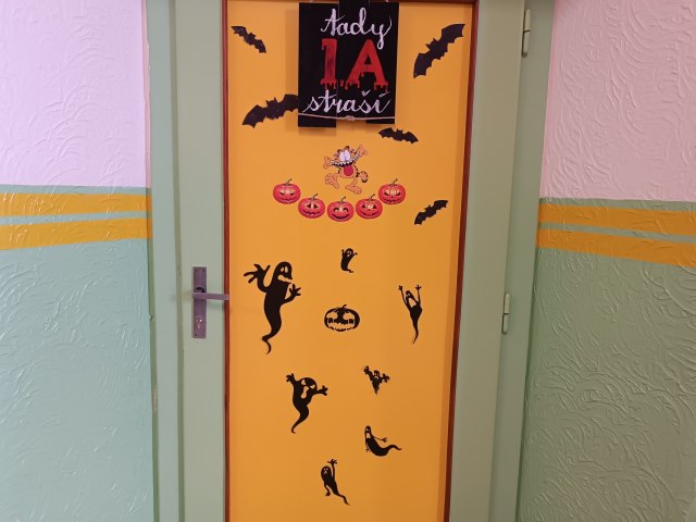 Halloweenská výzdoba  2