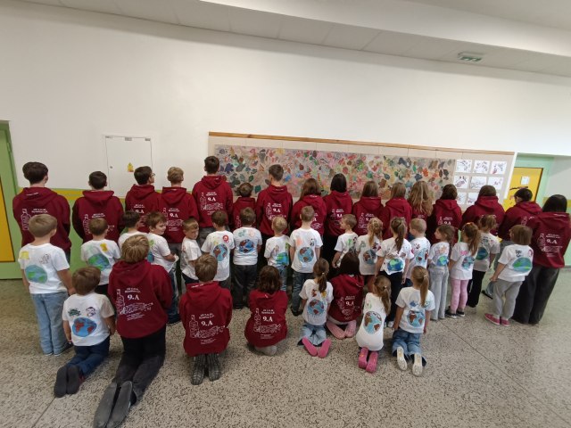 Trička a mikiny 1.A + 9.A 2