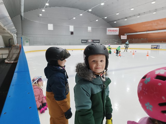 1. A Děti do bruslí 3