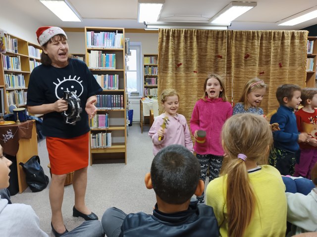 1. A - Divadlo Paravánek 4