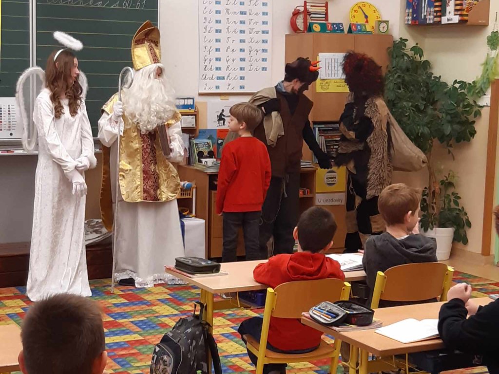 Mikuláš ve škole 2025  8