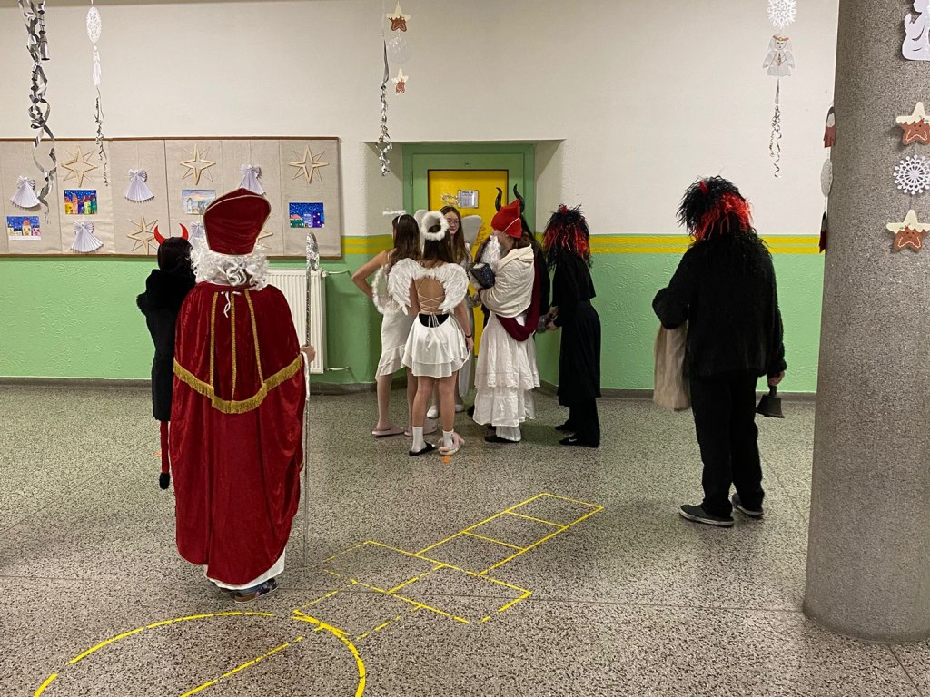 Mikuláš ve škole 2025  13