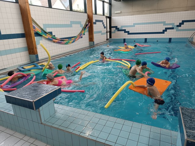 3.B - ukončení plavání  1