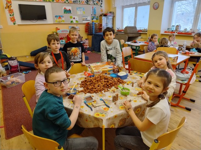 Družina - Řemesla a povolání, malí zdravotníci 4