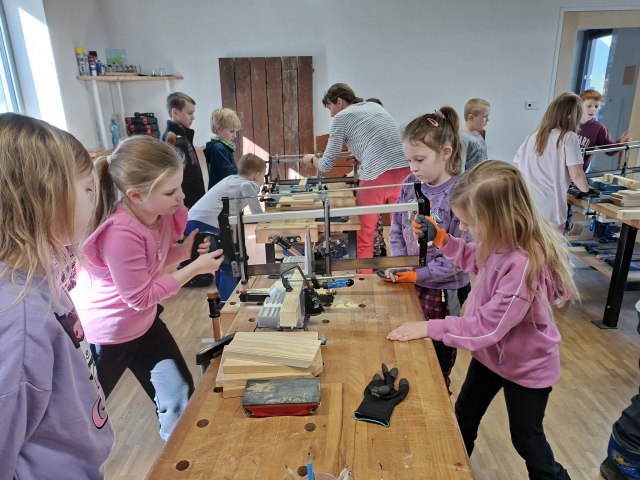 Krása dřeva očima druháků 3