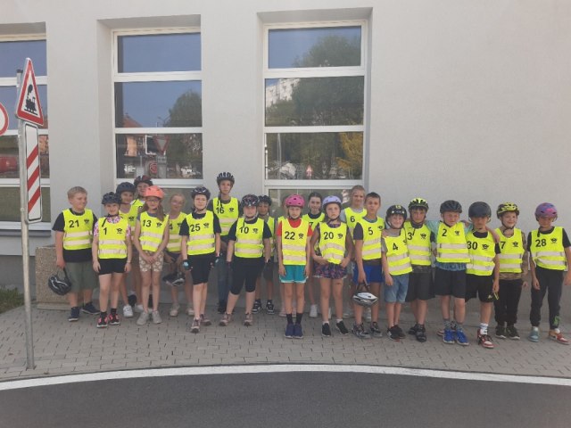Zkoušky cyklistů 4.B 1