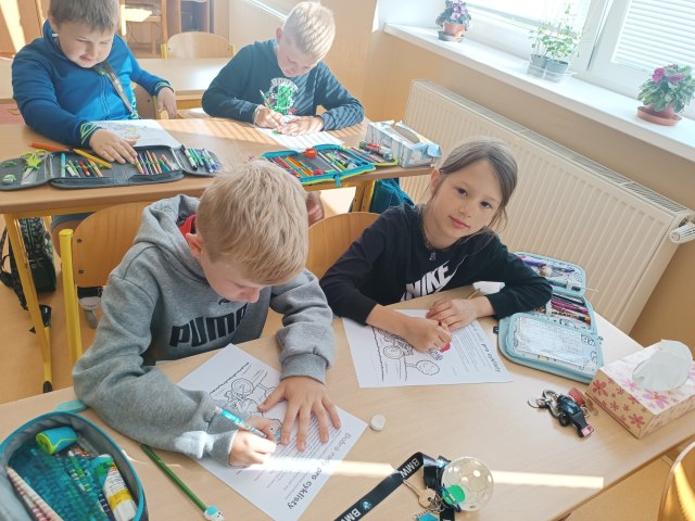 Mimořádné události 4