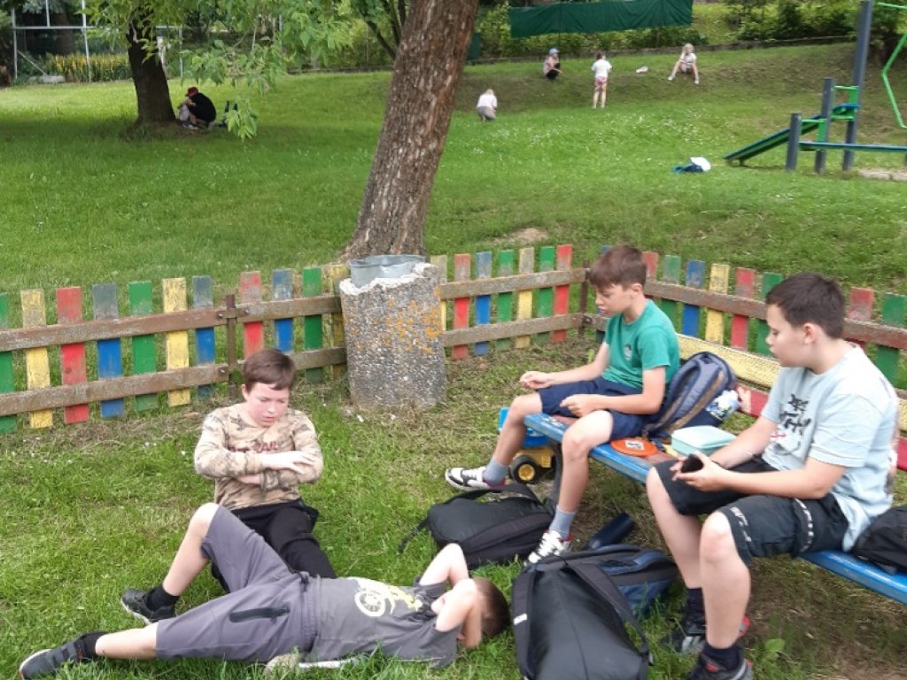 Jarní cvičení v přírodě 4.B 21