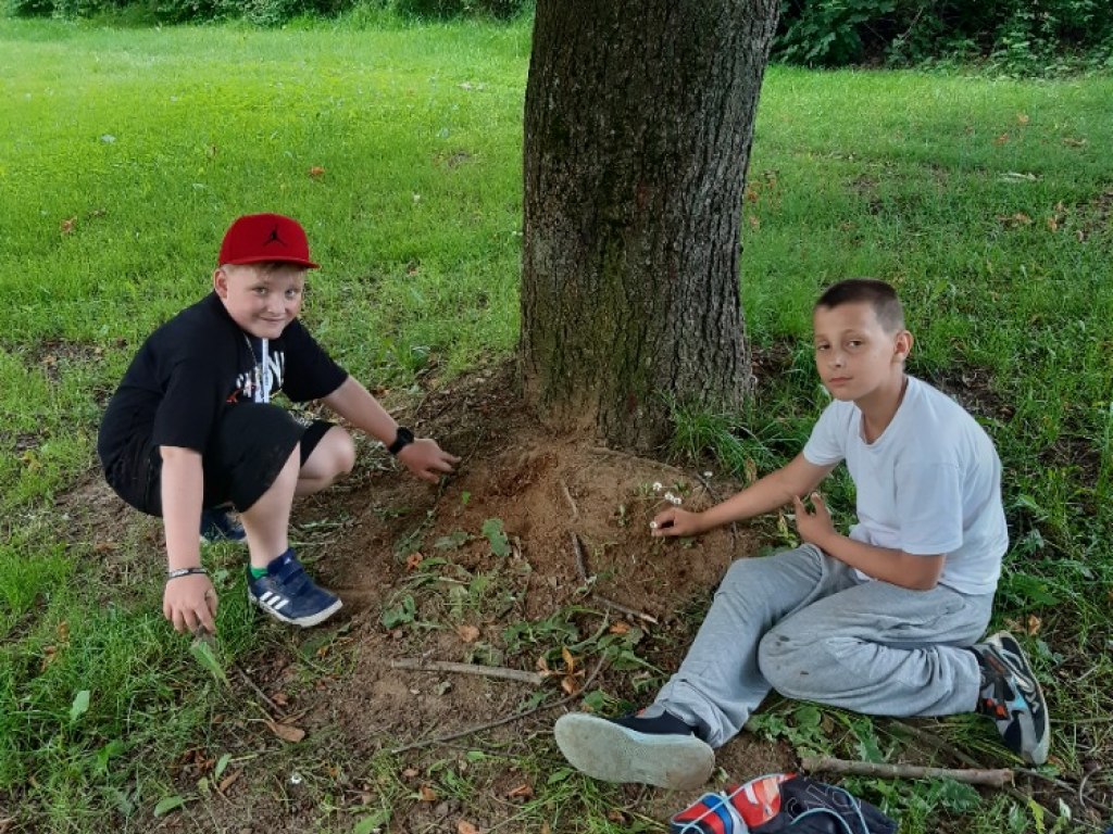 Jarní cvičení v přírodě 4.B 22
