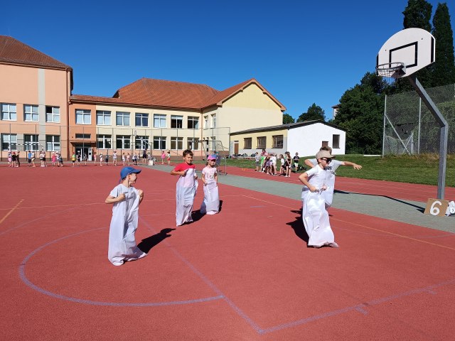 Sportovní den 3.B 4
