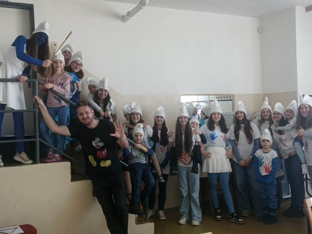 akademie 8.B 4