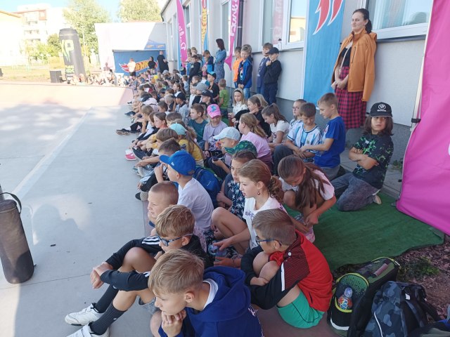 Back to school - cyklo show - 3.B 2